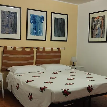 Casa Parco Aranci Apartment *